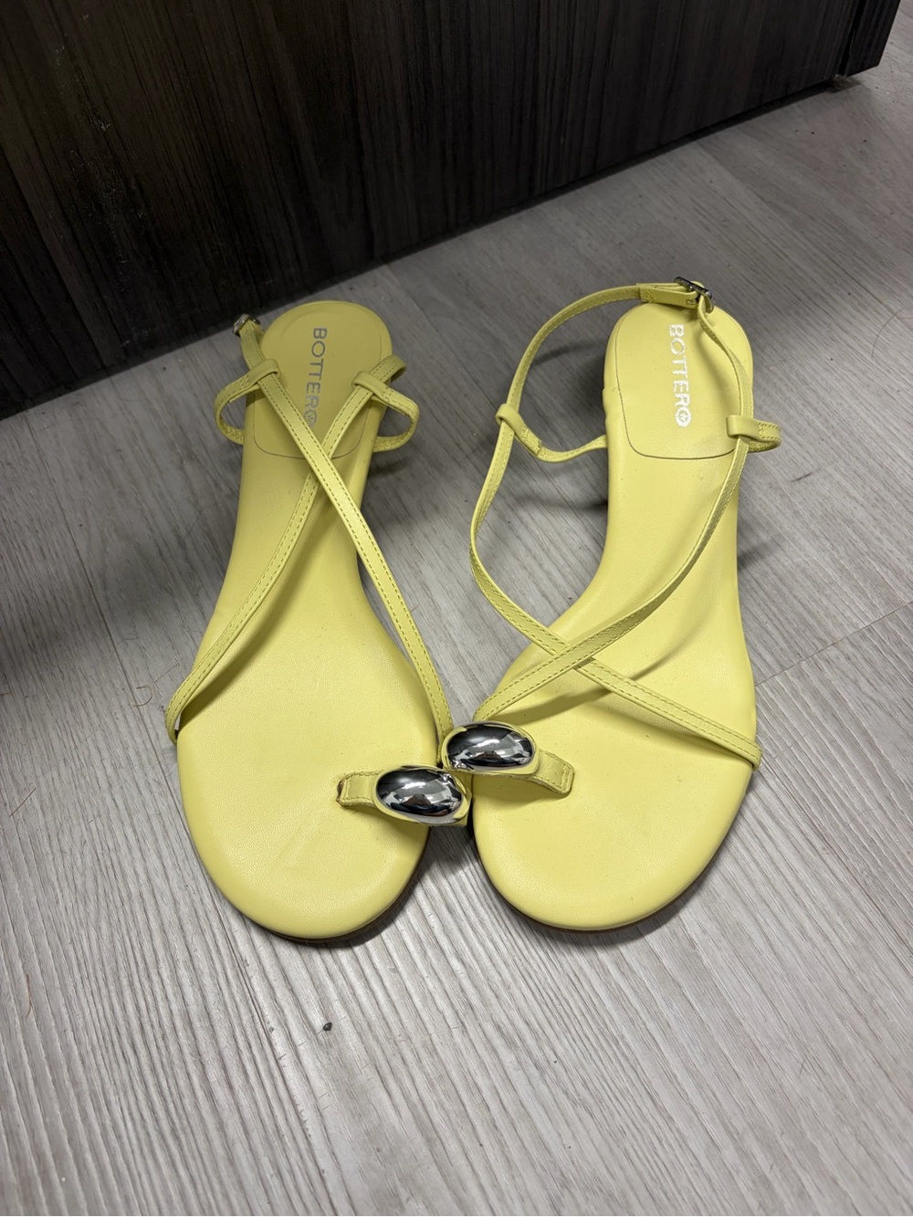 Bottero Yellow Strappy Flat Sandals with Silver Detail (Runs big)